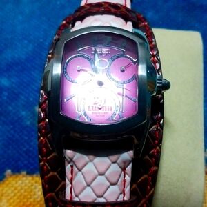 Snake skin pink and brown watch